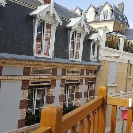 St. Germain Apartment